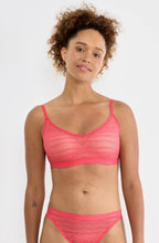 Afbeelding in Gallery-weergave laden, Sloggi Free Evolve PU Lace - Soft Bra